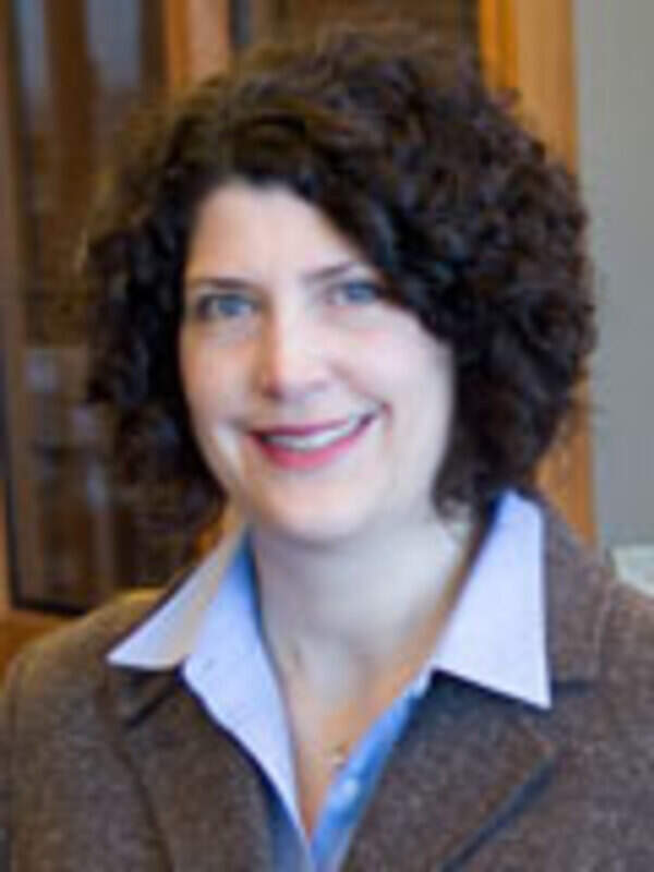 Naomi L Nelson